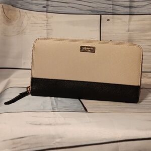 Kate Spade Long Wallet S338 EUC